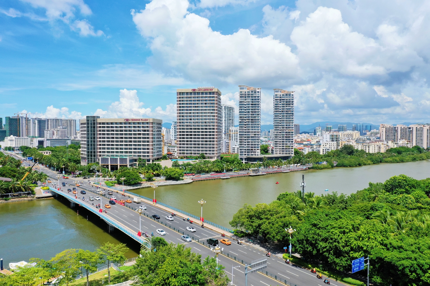 7516f829bf07806f2e888359956056f8